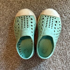 Native Kids Aqua Slip-On Shoes Size C6